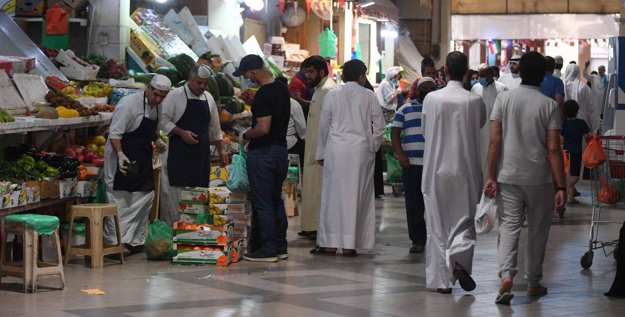 سوق المباركية متى يفتح